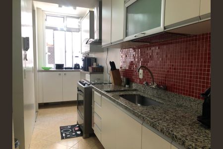 Apartamento à venda com 140m², 3 quartos e 2 vagasCozinha