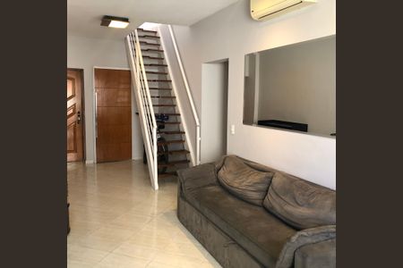 Apartamento à venda com 140m², 3 quartos e 2 vagasSala