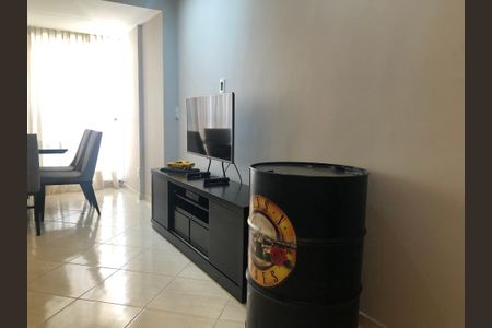 Apartamento à venda com 140m², 3 quartos e 2 vagasSala