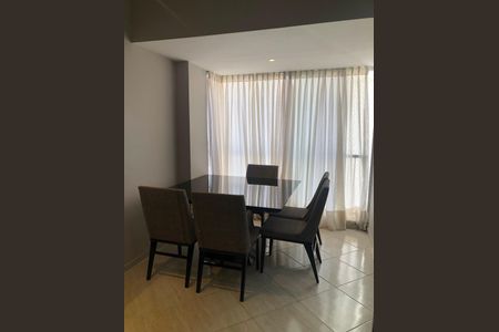 Apartamento à venda com 140m², 3 quartos e 2 vagasSala