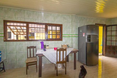 Casa à venda com 100m², 2 quartos e 1 vaga Casa à venda com 100m², 2 quartos e 1 vagaCozinha