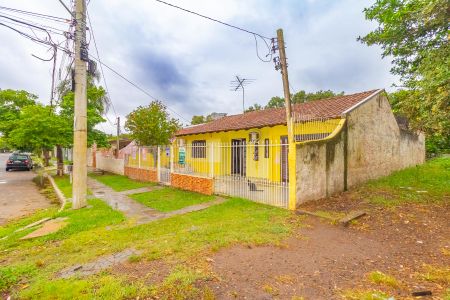 Casa à venda com 100m², 2 quartos e 1 vaga Casa à venda com 100m², 2 quartos e 1 vagaFachada/Vista da Rua