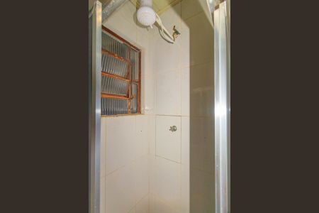 Casa à venda com 100m², 2 quartos e 1 vaga Casa à venda com 100m², 2 quartos e 1 vagaBanheiro