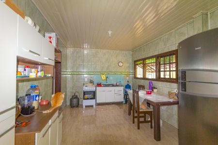 Casa à venda com 100m², 2 quartos e 1 vaga Casa à venda com 100m², 2 quartos e 1 vagaCozinha