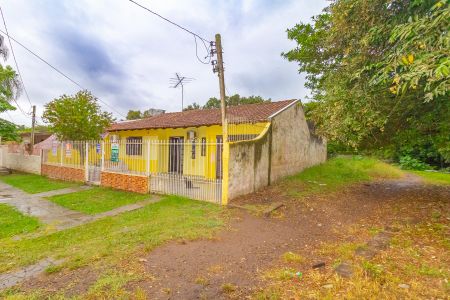 Casa à venda com 100m², 2 quartos e 1 vaga Casa à venda com 100m², 2 quartos e 1 vagaFachada/Vista da Rua