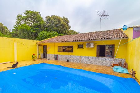 Casa à venda com 100m², 2 quartos e 1 vaga Casa à venda com 100m², 2 quartos e 1 vagaPiscina