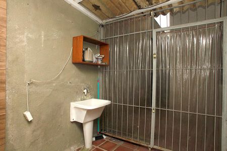 Apartamento à venda com 65m², 3 quartos e sem vagaCozinha e Área de Serviço