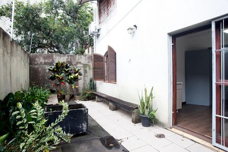 Apartamento à venda com 65m², 3 quartos e sem vagaPátio