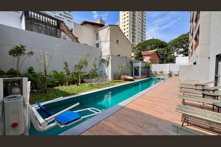 Studio à venda com 24m², 1 quarto e sem vagaPiscina