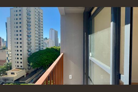 Sacada de kitnet/studio à venda com 1 quarto, 24m² em Pinheiros, São Paulo