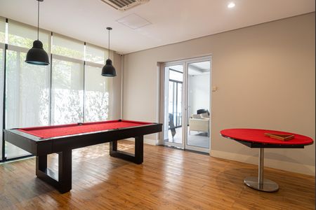 Apartamento para alugar com 38m², 1 quarto e 1 vaga Apartamento para alugar com 38m², 1 quarto e 1 vagaÁrea comum - Sala de Jogos