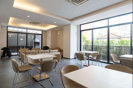 Apartamento para alugar com 38m², 1 quarto e 1 vaga Apartamento para alugar com 38m², 1 quarto e 1 vagaÁrea comum - Salão de festas