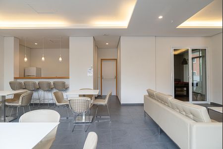 Apartamento para alugar com 38m², 1 quarto e 1 vaga Apartamento para alugar com 38m², 1 quarto e 1 vagaÁrea comum - Salão de festas