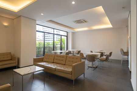 Apartamento para alugar com 38m², 1 quarto e 1 vaga Apartamento para alugar com 38m², 1 quarto e 1 vagaÁrea comum - Salão de festas