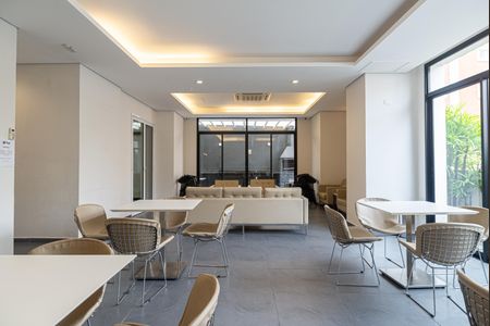 Apartamento para alugar com 38m², 1 quarto e 1 vaga Apartamento para alugar com 38m², 1 quarto e 1 vagaÁrea comum - Salão de festas