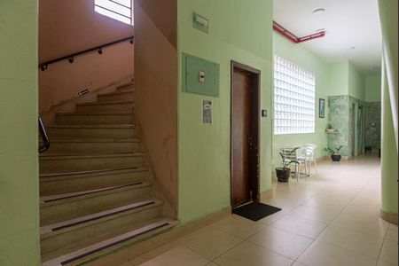 Apartamento à venda com 42m², 1 quarto e sem vagaÁrea comum - Hall Social