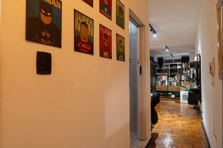 Apartamento à venda com 42m², 1 quarto e sem vagaCorredor de entrada do apartamento