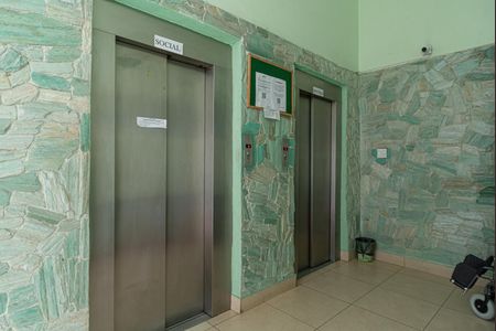 Apartamento à venda com 42m², 1 quarto e sem vagaÁrea comum - Elevadores