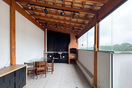 Apartamento para alugar com 107m², 2 quartos e 2 vagasÁrea - Churrasqueira