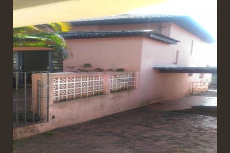 Casa à venda com 290m², 3 quartos e 5 vagas