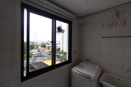 Apartamento à venda com 65m², 2 quartos e 1 vagaÁrea de Serviço