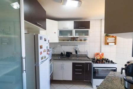 Apartamento à venda com 65m², 2 quartos e 1 vagaCozinha