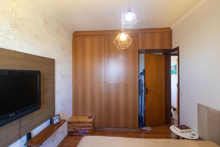 Apartamento à venda com 65m², 2 quartos e 1 vagaQuarto 02