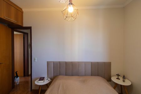 Apartamento à venda com 65m², 2 quartos e 1 vagaQuarto 02