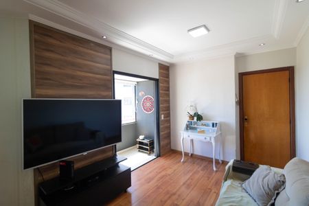 Apartamento à venda com 65m², 2 quartos e 1 vagaSalas