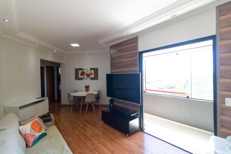 Apartamento à venda com 65m², 2 quartos e 1 vagaSalas