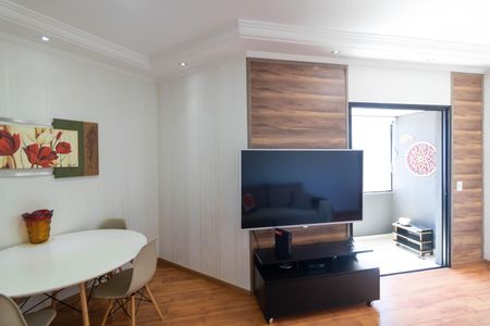 Apartamento à venda com 65m², 2 quartos e 1 vagaSalas
