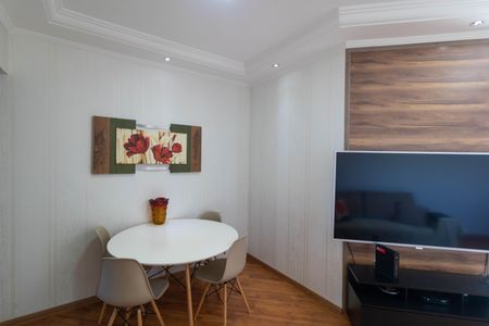 Apartamento à venda com 65m², 2 quartos e 1 vagaSalas