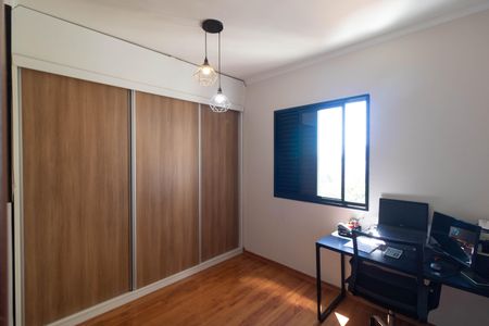 Apartamento à venda com 65m², 2 quartos e 1 vagaQuarto 01