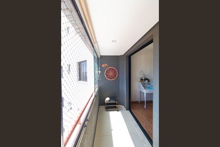 Apartamento à venda com 65m², 2 quartos e 1 vagaSacada