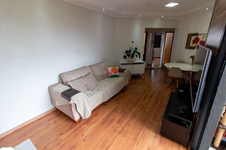 Apartamento à venda com 65m², 2 quartos e 1 vagaSala