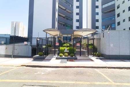 Apartamento à venda com 65m², 2 quartos e 1 vagaFachada