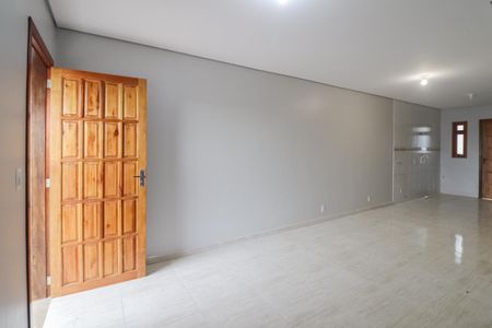 Casa à venda com 55m², 2 quartos e 3 vagasSala