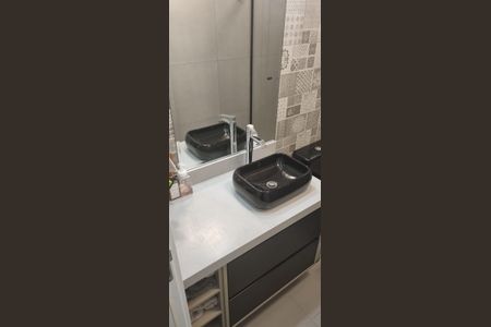 Apartamento à venda com 90m², 3 quartos e 2 vagas Apartamento à venda com 90m², 3 quartos e 2 vagasBanheiro