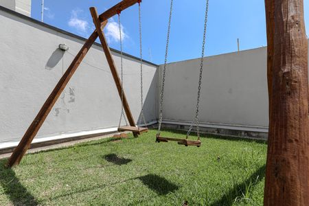 Apartamento para alugar com 51m², 2 quartos e 1 vaga Apartamento para alugar com 51m², 2 quartos e 1 vagaÁrea Comum - Playground