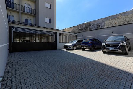 Apartamento para alugar com 51m², 2 quartos e 1 vaga Apartamento para alugar com 51m², 2 quartos e 1 vagaÁrea Comum - Estacionamento