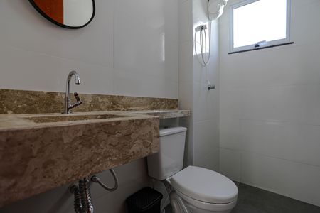 Apartamento para alugar com 51m², 2 quartos e 1 vaga Apartamento para alugar com 51m², 2 quartos e 1 vagaBanheiro