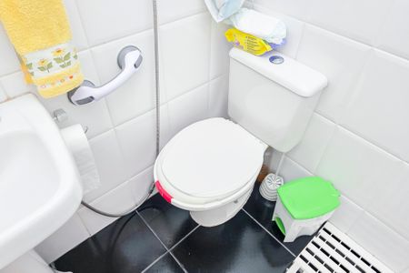 Casa para alugar com 100m², 4 quartos e 2 vagasBanheiro