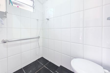 Casa para alugar com 100m², 4 quartos e 2 vagasBanheiro 2