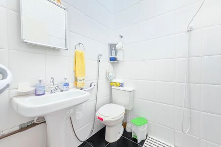 Casa para alugar com 100m², 4 quartos e 2 vagasBanheiro