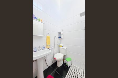 Casa para alugar com 100m², 4 quartos e 2 vagasBanheiro