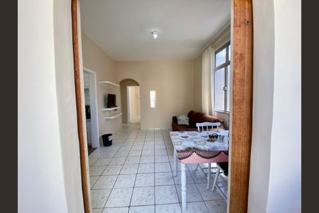 Apartamento para alugar com 75m², 2 quartos e sem vagaSala