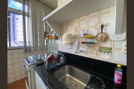 Apartamento para alugar com 75m², 2 quartos e sem vagaCozinha e Área de Serviço