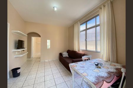 Apartamento para alugar com 75m², 2 quartos e sem vagaSala