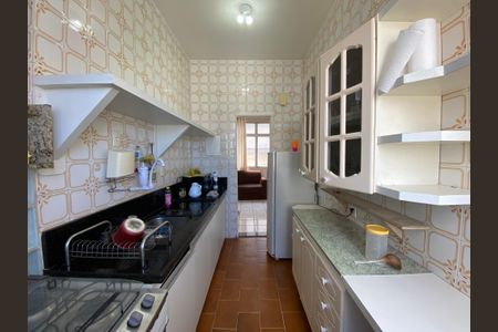 Apartamento para alugar com 75m², 2 quartos e sem vagaCozinha e Área de Serviço