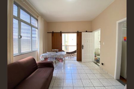 Apartamento para alugar com 75m², 2 quartos e sem vagaSala